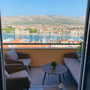 mentha-apartment-trogir.splithotels.org/